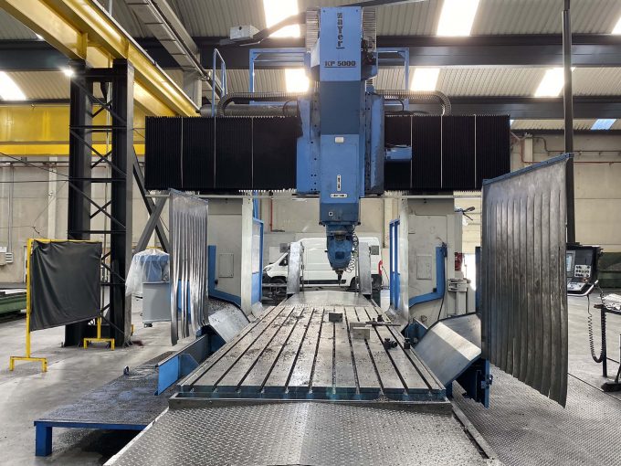 Liquidation sale Zayer KP5000 bridge type milling machine