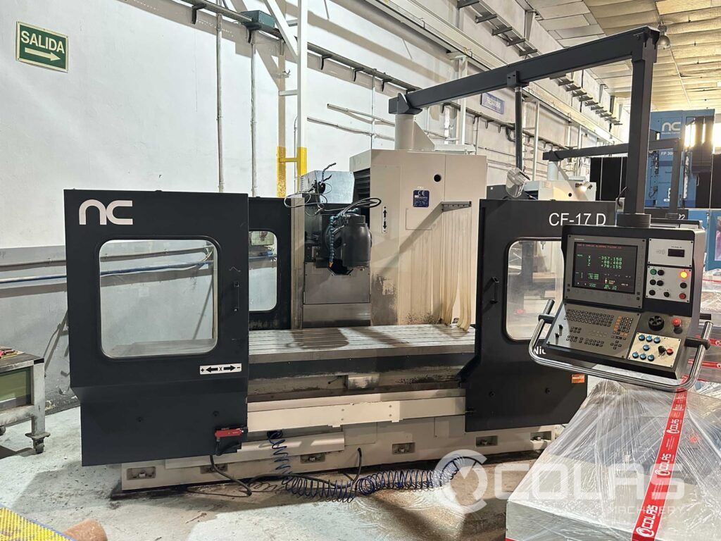 Correa CF 17d milling machine in liquidation sale